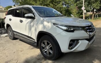 2018 TOYOTA FORTUNER 4X2 AUTOMATIC MH12 VVIP NO
